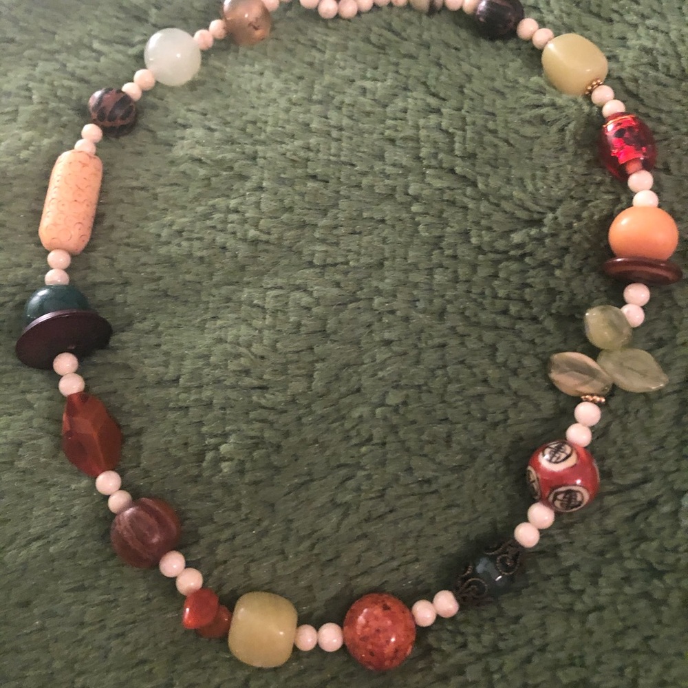 Vintage beaded necklace - Picture 2 of 4
